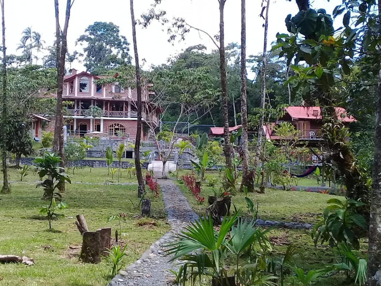 La Casa Del Rio B&B Puyo Exterior photo